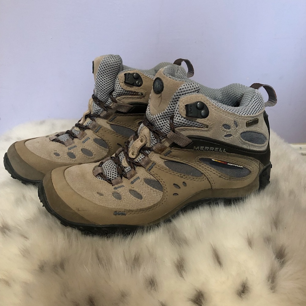 Merrell Moab 2 vent Waterproof Hiking Boot-Women